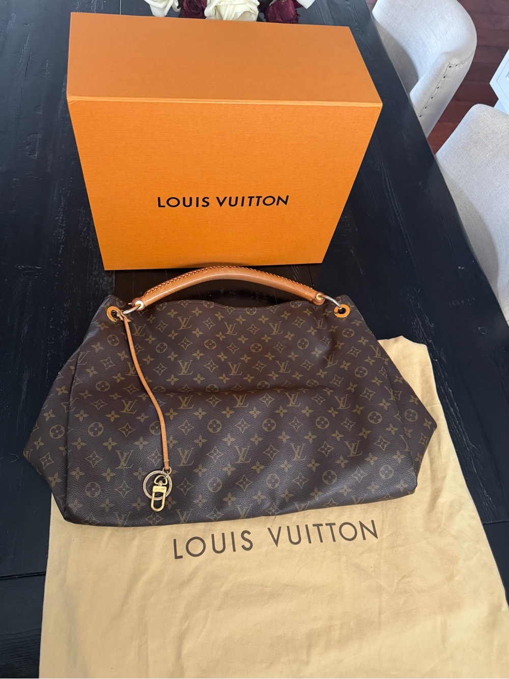 2010 Louis Vuitton Monogram Artsy GM Coated Canvas bag - Picture 3 of 14